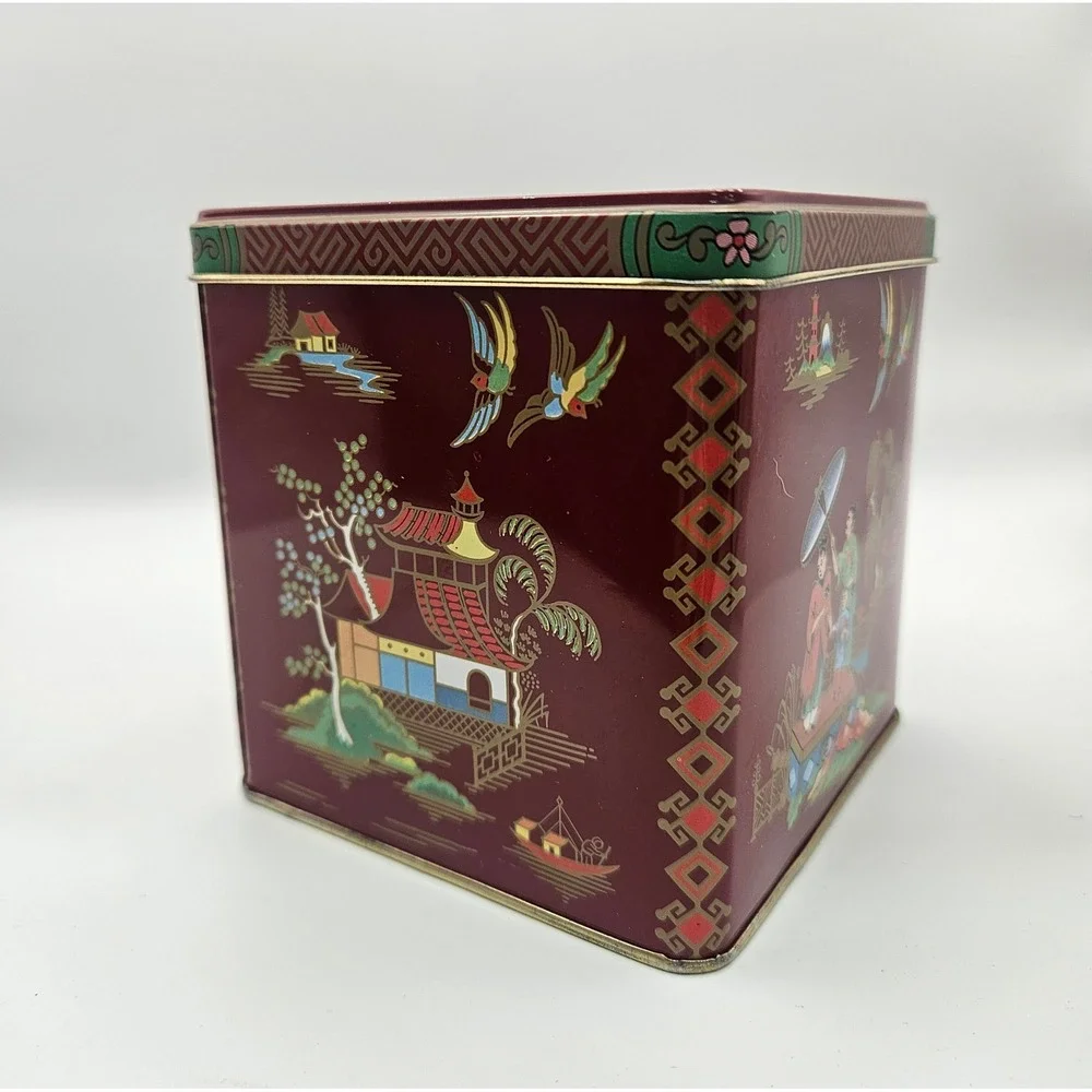 Vintage 1970s Daher Chinoiserie Pagoda Design Tea Tin, Made in England